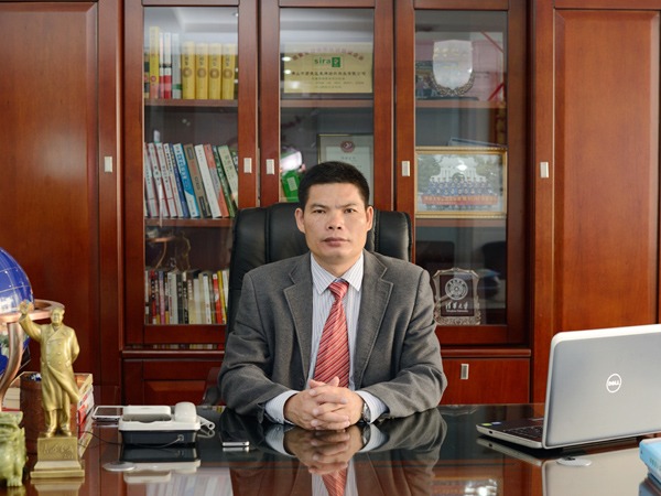 世界杯下单平台网站官网董事长-黄日荣